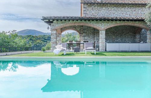 Calenzano Villa | Villa Crociferi