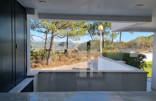 Famalicao Villa | Villa en las colinas, con vistas al mar, tranquila, buena exposición. terraza de 360 ​​°.