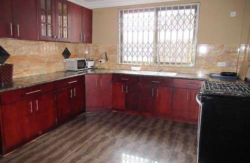 Teshie Casa | Villa D' Coco
