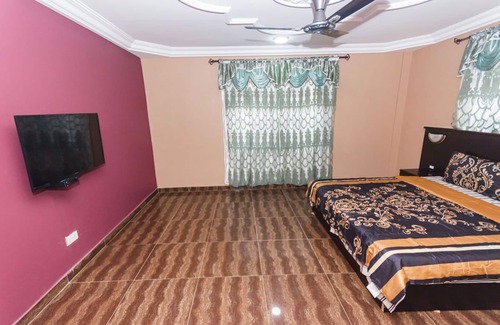Nungua Central Complejo | Villa D' Coco - Your Vacation Hotspot