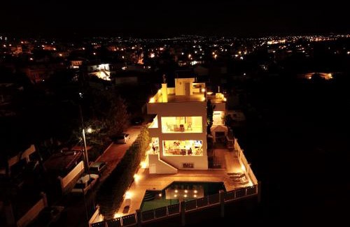 Spata-Artemida Apartamento | Villa d'Irene-near athens airport , 200 meters from the beach davis