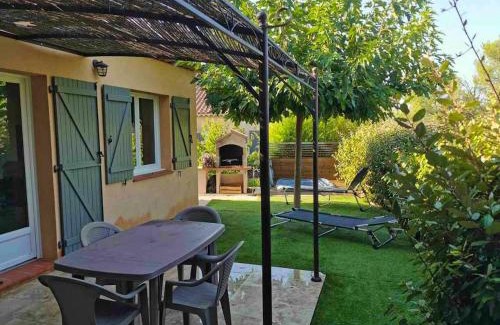 Puget-sur-Argens Villa | Villa d'une chambre avec piscine privee terrasse et wifi a Puget sur Argens