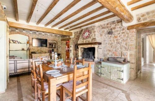 Guiglia Cama Y Desayuno | Villa Dacia