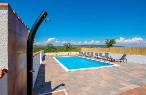 Oklaj Villa | Villa Dalmata