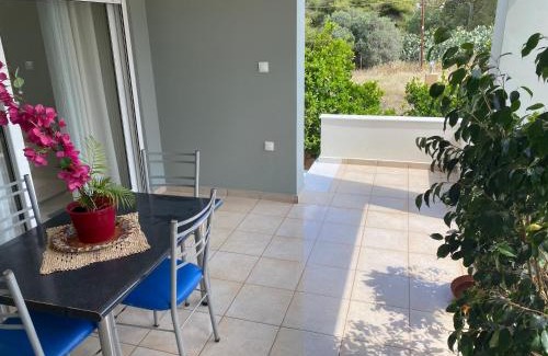 Loutraki Casa | Villa Daniela