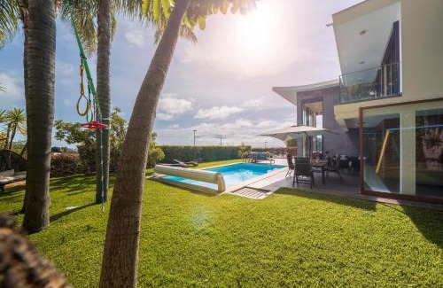 Sao Martinho Villa | Villa das Quebradas by An Island Apart