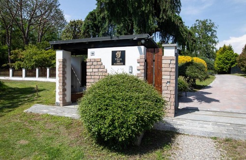 Vergiate Casa | Villa De Alberti