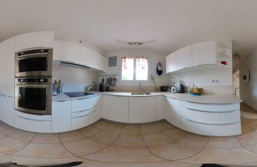 Poulx Casa | Villa de Charme, Climatisée, à Poulx, Entre Nîmes et Uzès