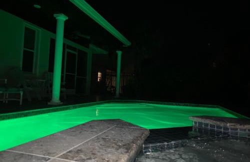 Naples Park Villa | Villa De Charme with Heated Salt Water Pool and Spa