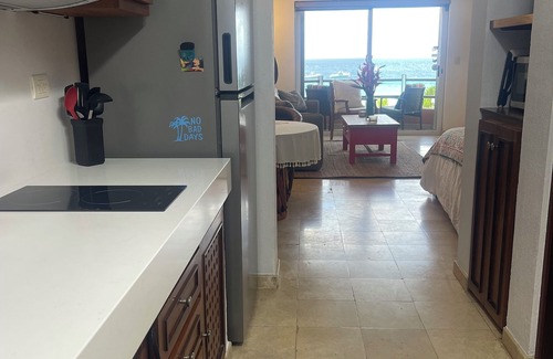 Los Barriles Condominio | Villa De Cortez Condo! Beachfront, Sunrises, Fishing and Pickleball await!