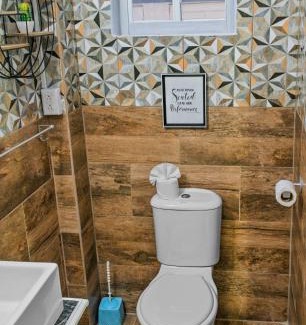 Scarborough Apartamento | Villa De Cruz - Groovy Suite