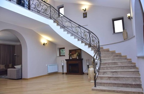 Nork-Marash Cama Y Desayuno | Villa De France
