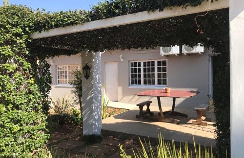 Klerksdorp Casa | Villa de la Rosa Klerksdorp