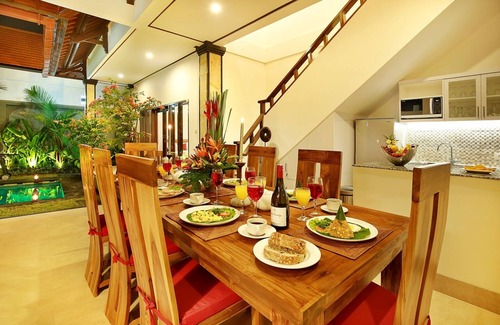 Seminyak Villa | Villa De Liza Seminyak Beachside