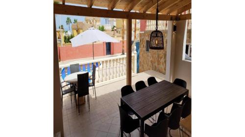 Gran Alacant Villa | Villa de lujo con piscina privada y barbacoa R11 by Novadesta