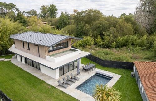 Seignosse Villa | Villa de Luxe à Seignosse: Golf, Piscine Chauffée, Proche Plages - FR-1-791-25