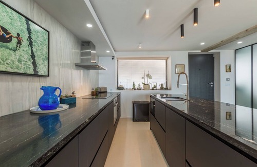 Montredon Villa | Villa de Luxe Pieds Dans Leau