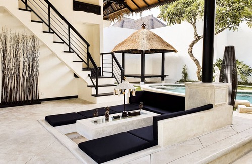 Sunset Road Villa | Villa de Malicott Athena