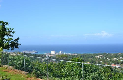 Ocho Rios Casa | Villa De Shalom