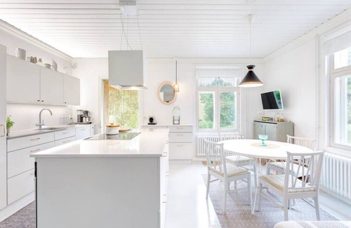 Degerby Casa | Villa Degerby - 5br Lux Manor w/Heated Pool & Spa