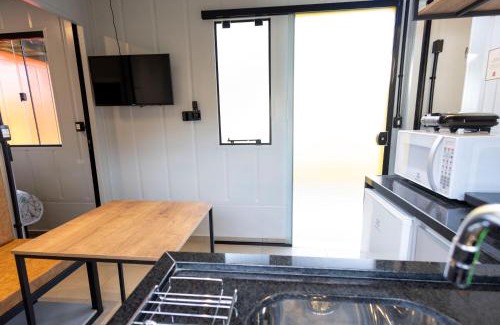 Ahu Apartamento | Villa Dei Colori Studio 2 com Wi-Fi prático e moderno tudo novo