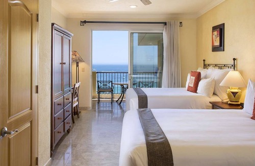 Ampliación Juárez Complejo | Villa del Arco Beach Resort & Spa Overlooking the EL Arco rock formation
