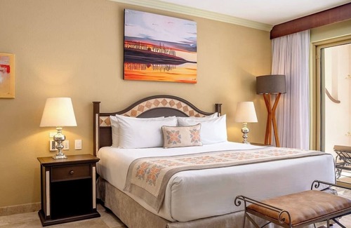 Centro Hotel | Villa Del Arco Beach Resort & Spa 7th Floor Ocean View Suit. Sleeps 4.