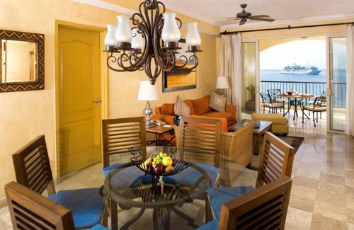 Los Cabos Hotel | Villa Del Arco Beach Resort and Spa