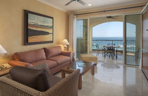 El Médano Ejidal Complejo | !Año Nuevo en la playa en Cabo! Resort de 5 estrellas frente a la playa, ¡Precio rebajado! $ 350
