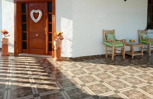 Oropesa del Mar Villa | 'Villa del Mar' con vistas a la montaña, piscina, jardín y Wi-Fi