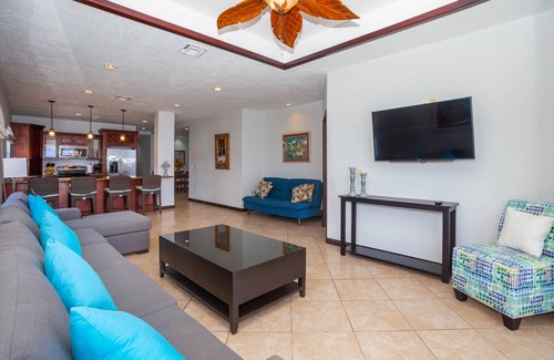 Antoneys Cay Condominio | Villa Del Playa Penthouse #6