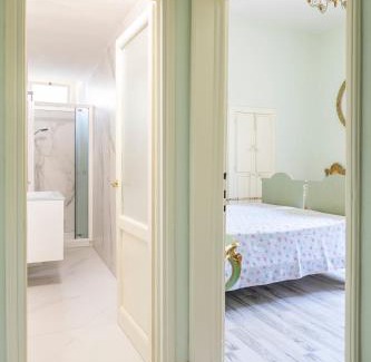 Careggi Rifredi Casa | Villa dell'Artista - Camere con bagno privato in Villa storica