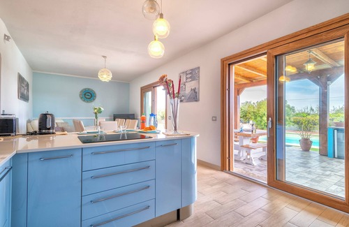 Sorso Villa | 'Villa Della Felicita'' con piscina privada, Wi-Fi y aire acondicionado