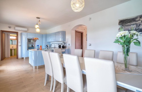 Sorso Villa | 'Villa Della Felicita'' con piscina privada, Wi-Fi y aire acondicionado