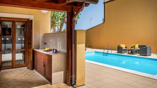 Valderice Villa | Villa delle Sirene 6, Emma Villas