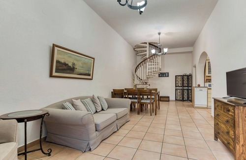 Katavolos Apartamento | Villa Delphine by Tsiolis family ★ shared pool