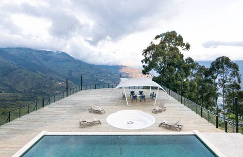 Copacabana Casa | Villa Denali | Ultimate Sky High Mansion