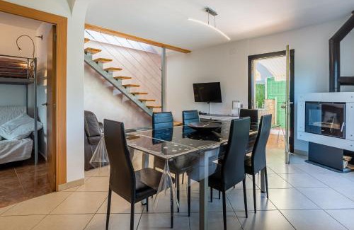 Vidreres Villa | Villa Denis Completa