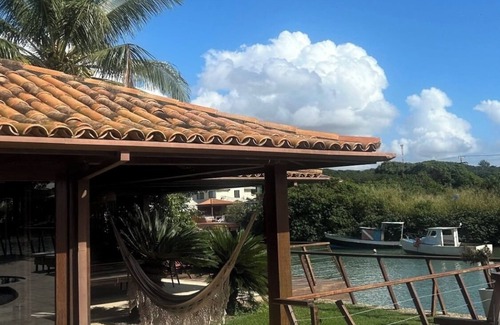 Marina Casa | Villa Dera Búzios: Conforto y Lujo en 6 suites frente al Canal.