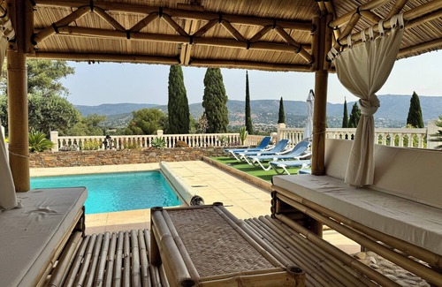 Bormes-Les-Mimosas Casa | Villa des Cyprès colline de Bormes les Mimosas secure parking