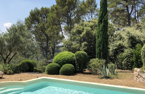 Entrecasteaux Villa | Villa des Cyprès, piscina privada, magníficas vistas, zona tranquila.