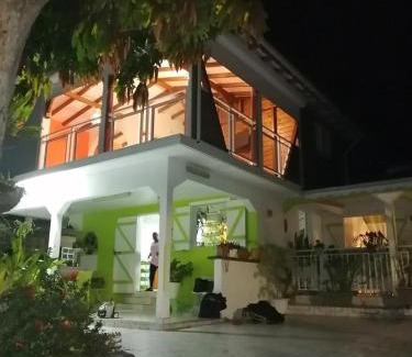 Mahaut Casa | Villa des fleurs