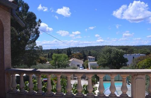 Aubais Cama Y Desayuno | Villa des masques