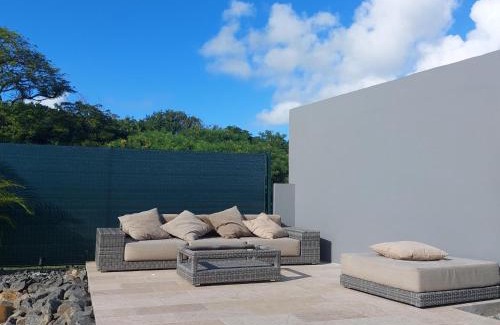Saint-Francois Villa | VILLA DES ROCHERS