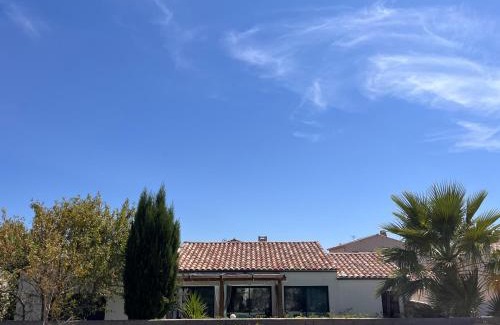 Pinet Cama Y Desayuno | Villa Des Romieux