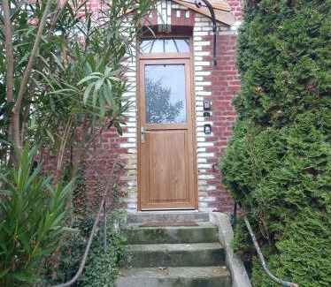 Saint-Charles du Port Casa | Villa des Roses - Maison familiale, 3 chambres au calme, wifi