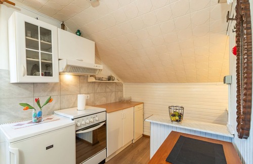 urinici Villa | Apartment Desin - Apartamento de tres habitaciones con terraza y vista al jardín
