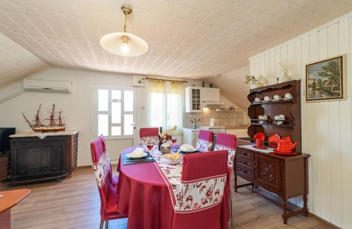 urinici Villa | Apartment Desin - Apartamento de tres habitaciones con terraza y vista al jardín