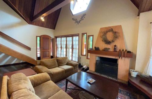 Alto do Capivari Casa | Villa di Caserta by Capivari Lodge Home