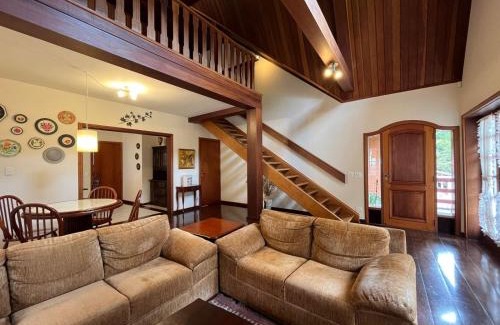 Alto do Capivari Casa | Villa di Caserta by Capivari Lodge Home